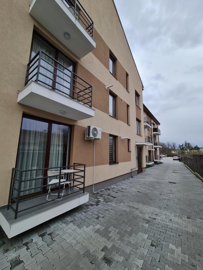 Apartment Select Center *